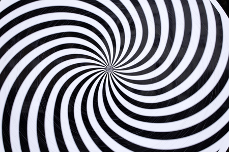 催眠的眼睛图片