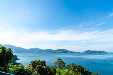 鸟瞰与美丽的热带海和海滩风景为旅行假日假期概念