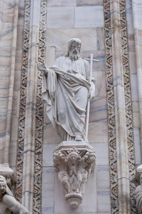 在米兰，意大利的大教堂的详细信息