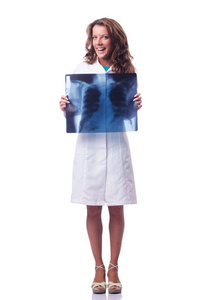 女医生用 x 射线扫描