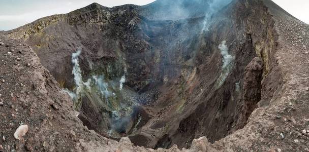 尼加拉瓜 Telica 火山火山口