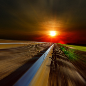 铁路在日落