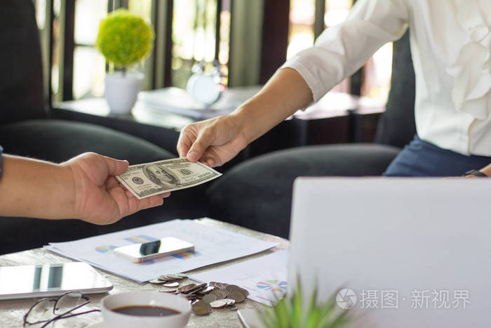 暗区突围无限手机版下载,暗区突围物资透视·com