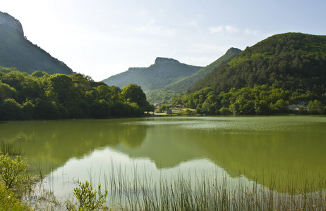 小山和湖