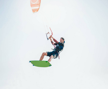 滑水人 kiteboard 运动的景观观