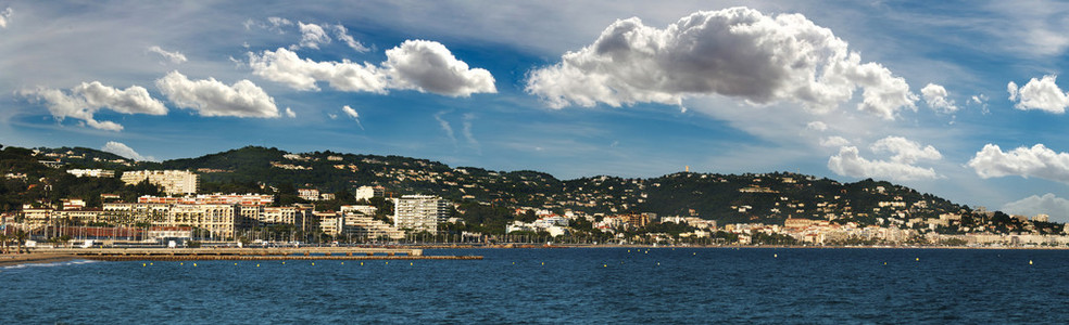 蔚蓝海岸全景