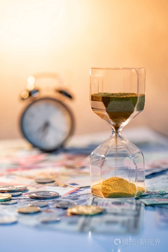 时间投资和退休储蓄.紧急倒计时计时器的业务期限概念