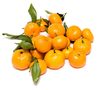 分离出的白色背景上的橘子