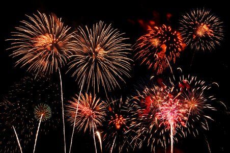 烟花爆竹火箭烟花火箭图片