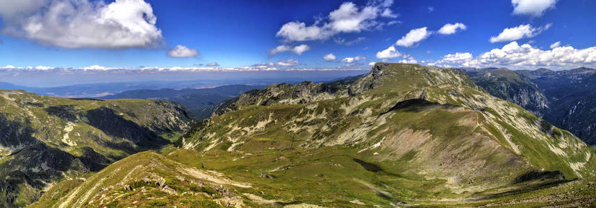 美丽的风景在高山