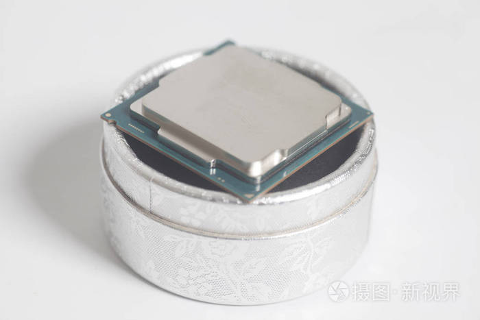 中央处理单元cpu处理器芯片上的包装盒