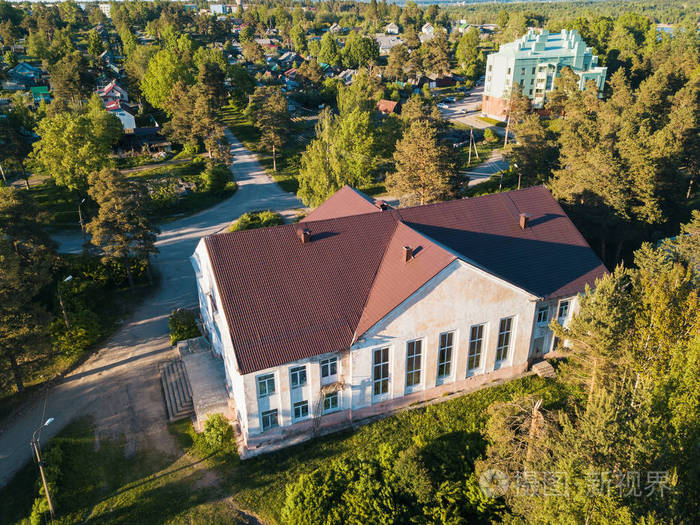 nikolskiy 城市型聚落中的房屋鸟瞰图, 俄罗斯列宁格勒地区
