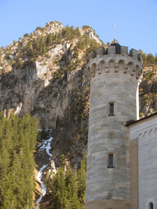 新天鹅堡是欧洲最著名的城堡和宫殿之一。