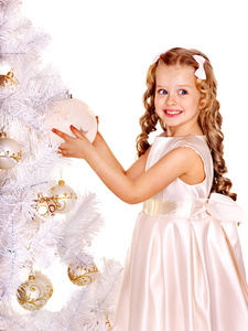 儿童装饰白色圣诞树