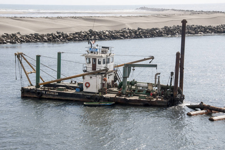 Salaverry 港疏浚船秘鲁