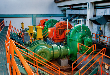 马扬程水泵站图片