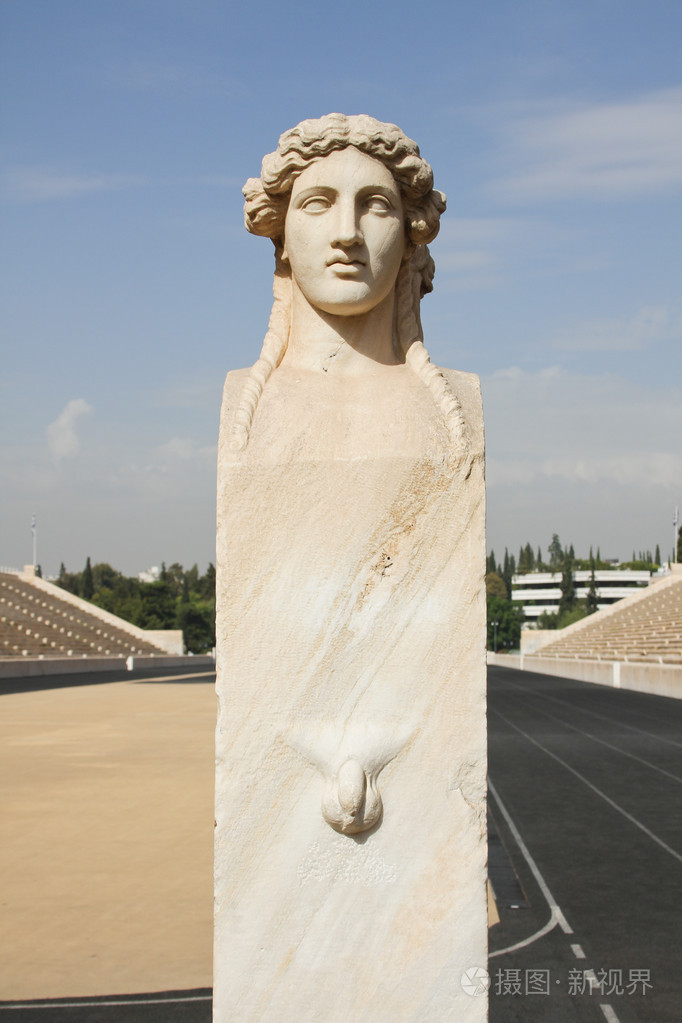 在奥林匹克体育场雅典希腊雕像