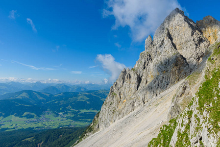 从 Gruttenhuette, 高山小屋在狂放的凯撒山, 去, 蒂罗尔, 奥地利徒步旅行在欧洲的阿尔卑斯