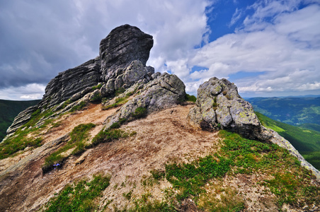 岩山