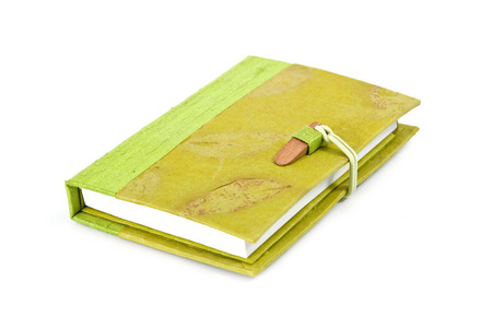 在白色背景上绿色的日记书