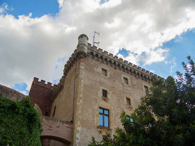 Castelldefels 城堡。照片的一部分的城堡, 一个非常旅游的地方在巴塞罗那