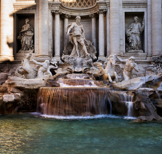 丰塔纳特雷维在罗马的喷泉