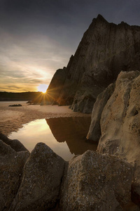 日落在高尔半岛的三悬崖海湾, 斯旺西, 南威尔士, 英国