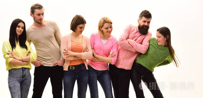 冲动概念.年轻人一起度过休闲, 开朗的公司闲逛.