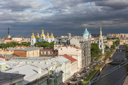 圣彼得堡中心全景 河, 大教堂, 老
