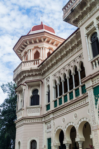 古巴西恩富戈斯的山谷宫殿建筑图片
