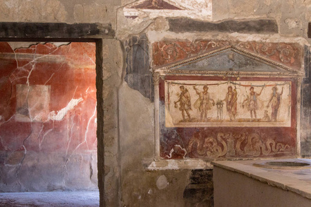 意大利古董厨房设计：欧洲文化遗产中的艺术废墟