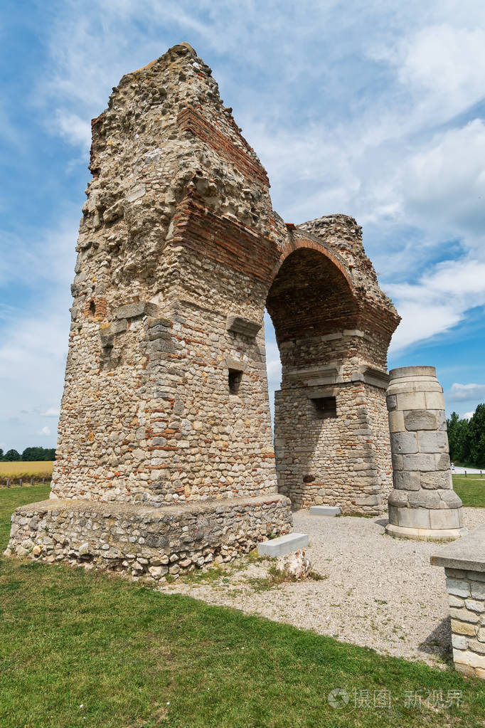 heidentor 在奥地利卡农图姆, 罗马人定居的历史遗址