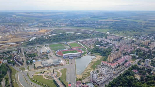 美丽的全景 Saransk 的中心, 以及建设中的体育场, 俄罗斯, Saransk