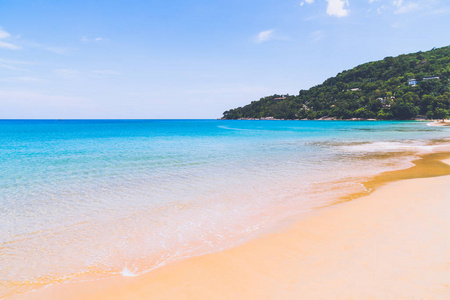 美丽的热带海滩和海在天堂海岛假日假期概念