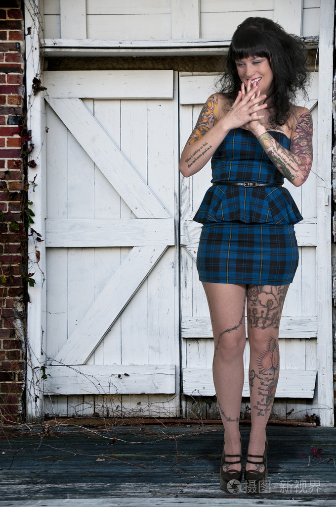 纹身的美女照片-正版商用图片05mved-摄图新视界