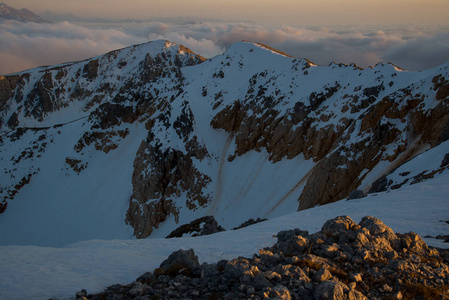 Oshten 的山, Adygea 的明亮的上升