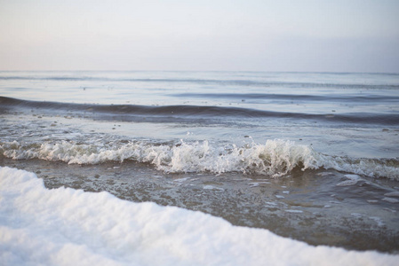 波罗的海的冷波浪, 拉脱维亚