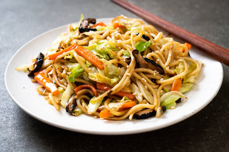 蔬菜-素食素食品炒炒面面照片