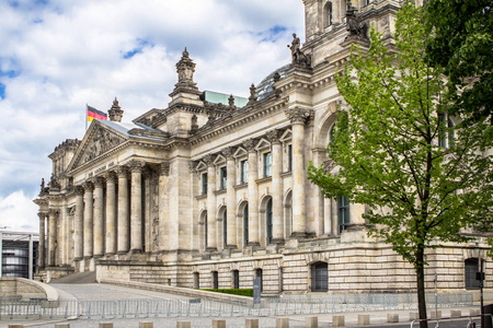 仰望大厦德国政府大厦 (reichstag) 在柏林, 德国照片