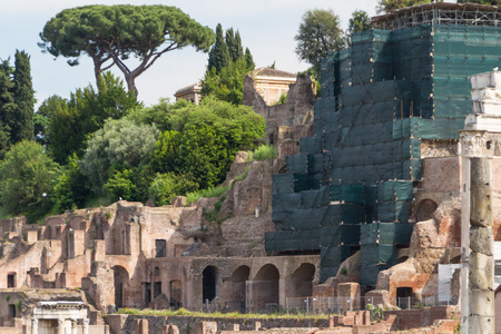 建筑遗址和古列在罗马，意大利
