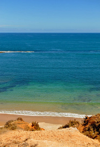 Willunga 港, 阿德莱德, 南澳大利亚。阳光明媚的海滨景色, 蔚蓝的大海。完美海景