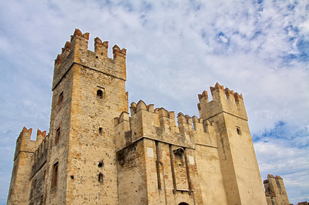 老城堡在西尔米奥