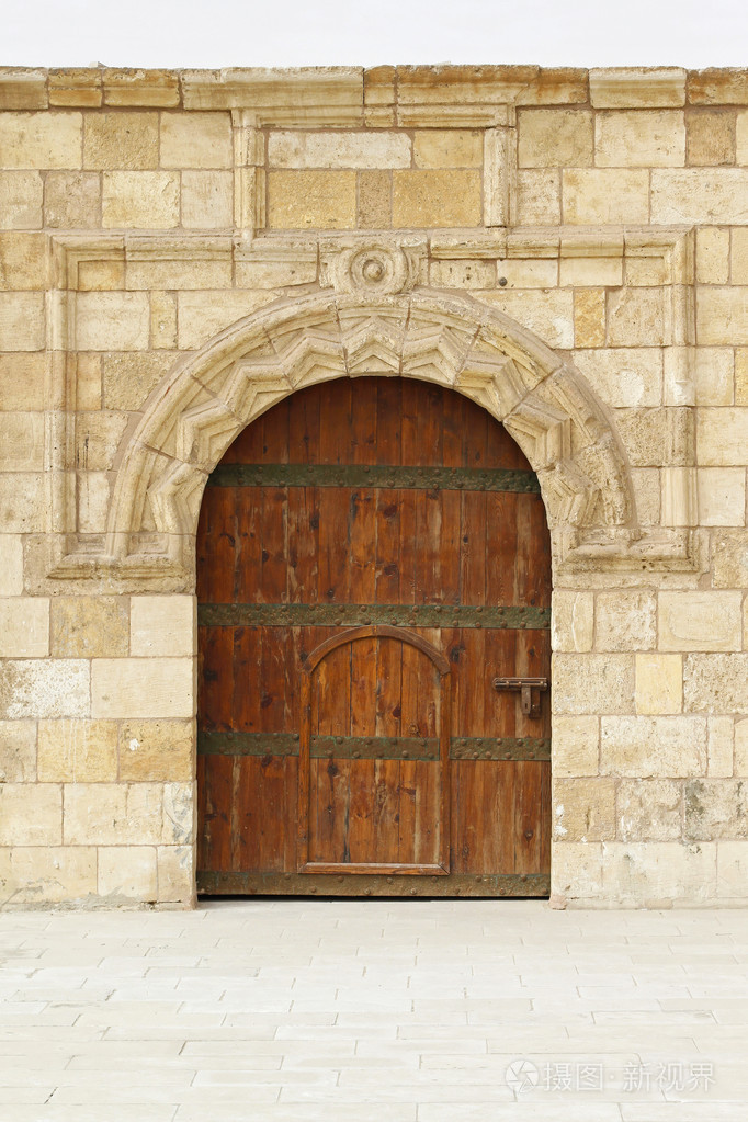 中世纪的门