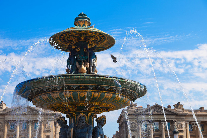 在巴黎协和广场上的喷泉