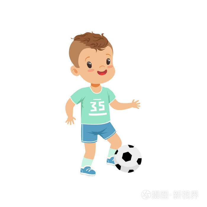 可爱的小男孩字符踢足球, 孩子体育活动概念矢量插图白色背景