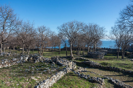 Platamonas 中世纪城堡庭院。它是希腊北部的十字军城堡, 位于奥林巴斯的东南部。皮埃里亚希腊