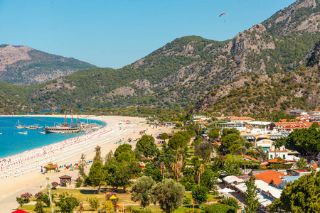 全景 Belcekiz 海滩。Oludeniz, 蓝色泻湖