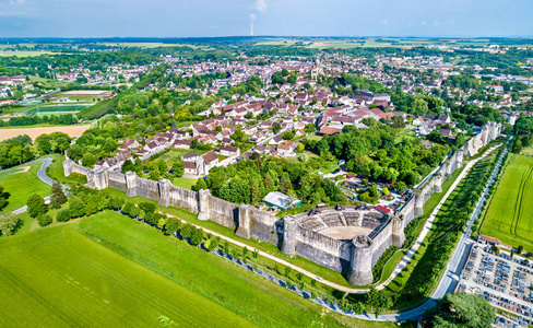 Provins 的鸟瞰图, 中世纪集市的一个小镇和在法国的联合国教科文组织世界遗产遗址