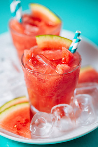 清凉的夏天图片