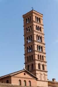 钟塔的大教堂 dei 桑蒂乔瓦尼 e 保罗在罗马，意大利
